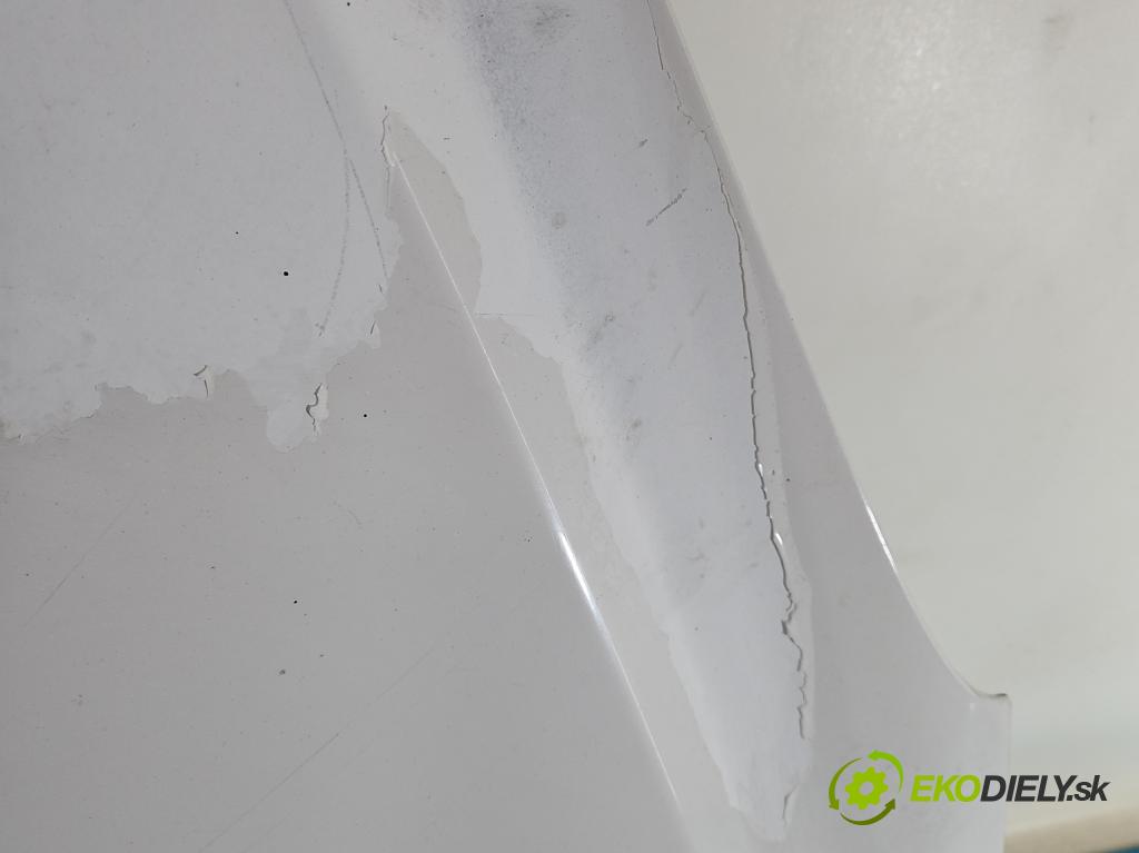 Opel Corsa D 2006-2014 1.0 12V 60 hp manual 44 kW 998 cm3 3- kapota přední