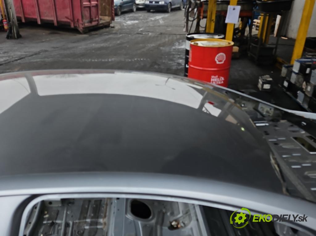 Vw Passat B8 2014 - 1.4 tsi 125 HP manual 92 kW 1395 cm3 4- strecha
