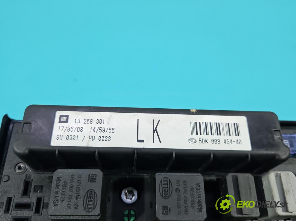 Opel Astra III 2004-2014 1.6 16V 116 hp manual 85 kW 1598 cm3 5- skříňka pojistková 13268301 (Pojistková skříňka)