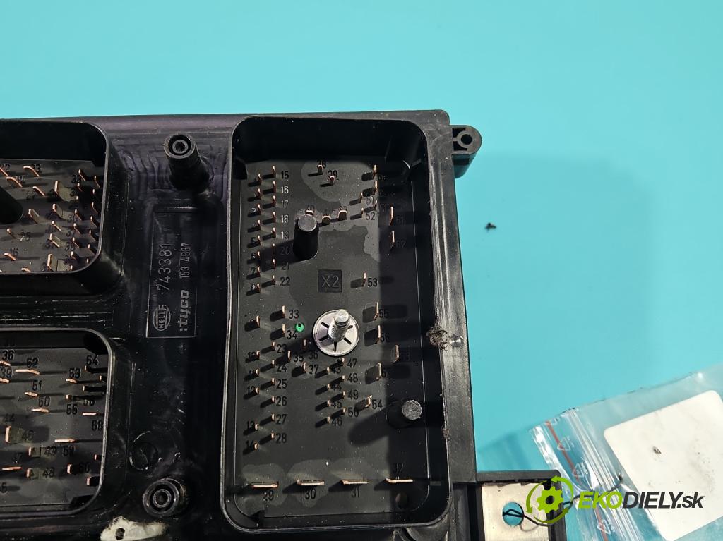 Opel Astra III 2004-2014 1.6 16V 116 hp manual 85 kW 1598 cm3 5- skříňka pojistková 13268301 (Pojistková skříňka)