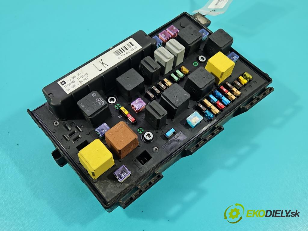 Opel Astra III 2004-2014 1.6 16V 116 hp manual 85 kW 1598 cm3 5- skříňka pojistková 13268301 (Pojistková skříňka)