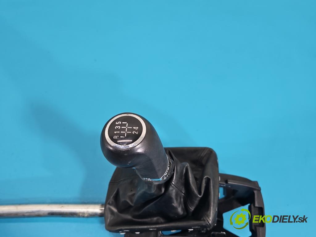 Opel Astra III 2004-2014 1.6 16V 116 HP manual 85 kW 1598 cm3 5- Páka: Změny: stupeň,rýchlosť  (Rýchlostná páka (kulisa))