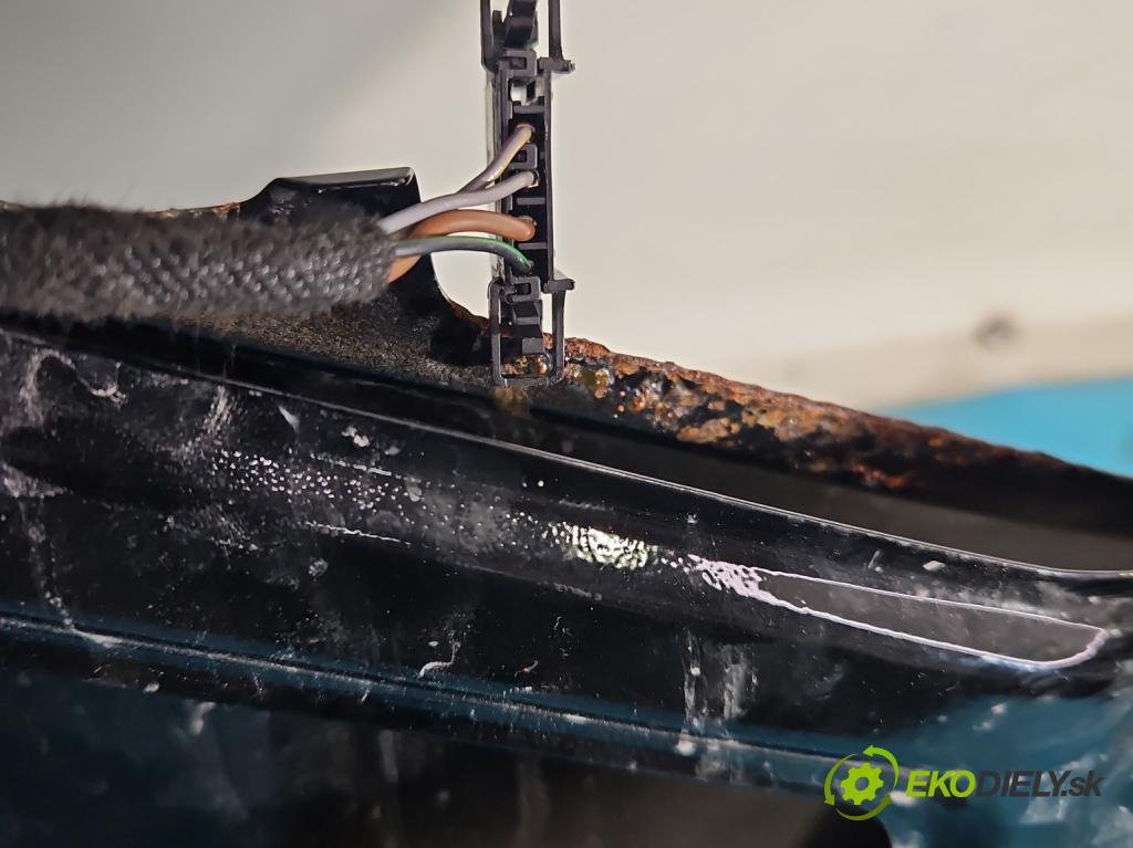 Audi A4 B8 2007-2015 2.0 TDI (CAGA) 143 hp manual 105 kW 1968 cm3 5- zadní kufrové dveře  (Zadní kapota (kufr))