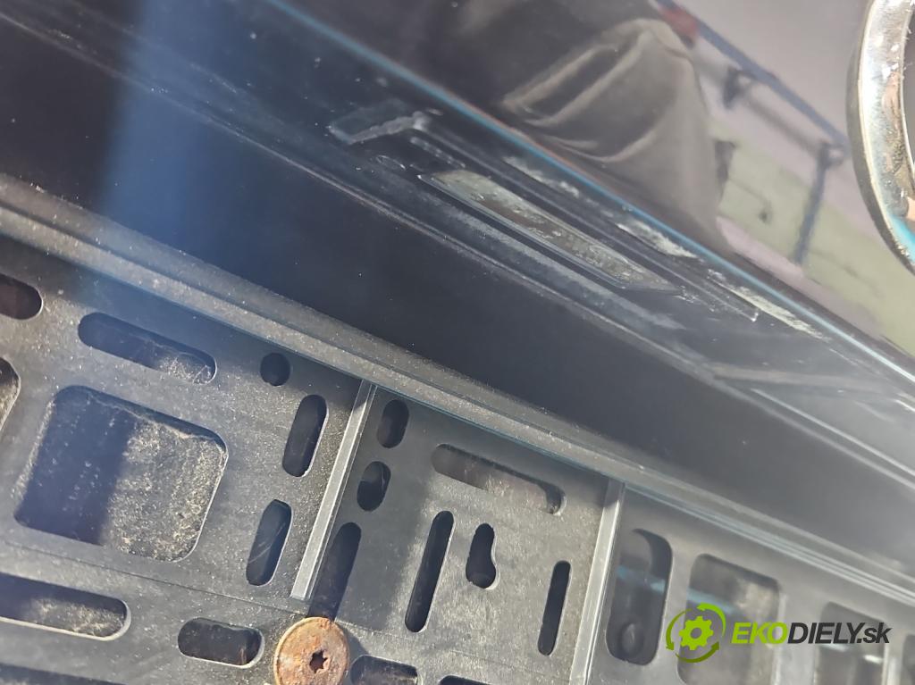 Audi A4 B8 2007-2015 2.0 TDI (CAGA) 143 hp manual 105 kW 1968 cm3 5- zadní kufrové dveře  (Zadní kapota (kufr))