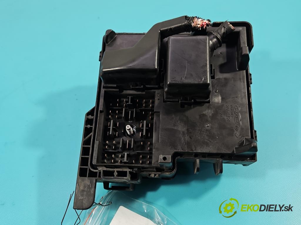 Hyundai I30 I 2007-2012 1.6 crdi 115 hp manual 84.6 kW 1582 cm3 5- skříňka pojistková  (Pojistková skříňka)