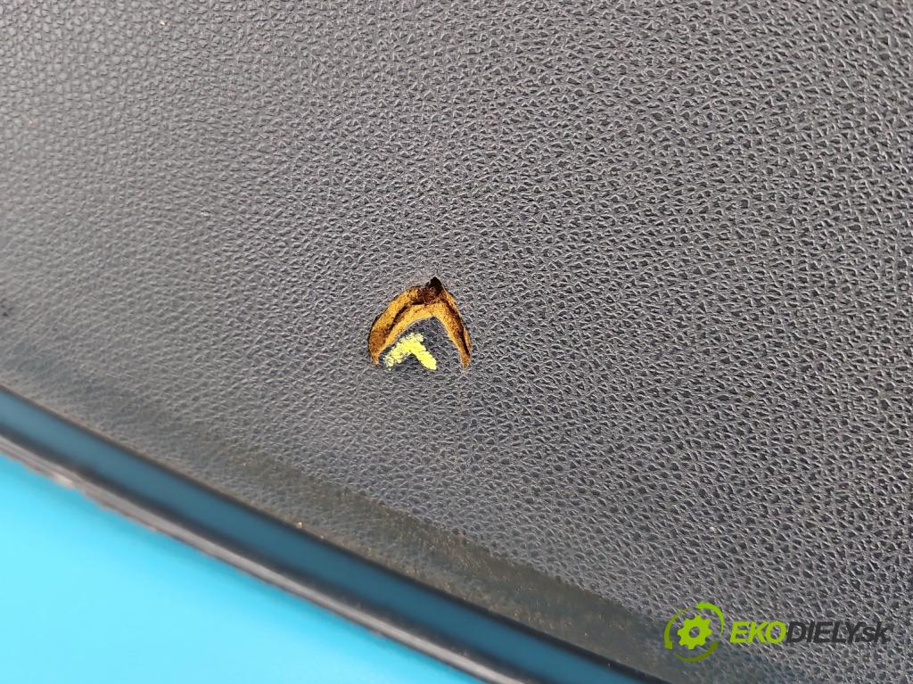 Renault Clio III 2005-2012 1.5 dci 68 hp manual 50 kW 1461 cm3 5- kokpit,přistrojova deska