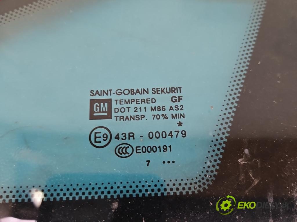 Opel Corsa D 2006-2014 1.0 12V 60 HP manual 44 kW 998 cm3 3- sklo predné ľavé