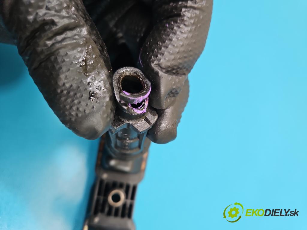 Opel Corsa D 2006-2014 1.0 12V 60 HP manual 44 kW 998 cm3 3- cievka zapaľovacia 0221503471 (Zapaľovacia cievka)