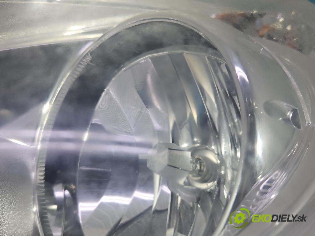 Opel Corsa D 2006-2014 1.0 12V 60 hp manual 44 kW 998 cm3 3- světlo levý 13186381 (Klika dveří ostatní)