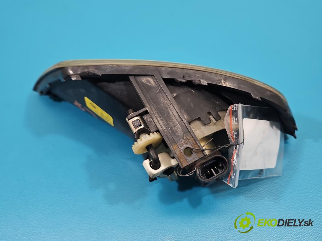 Ford Mondeo Mk3 2000-2007 1.8 16v 110 HP manual 81 kW 1798 cm3 5- Halogen ľavý 3S71-15K202-AD (Kľučka dverí ostatné)