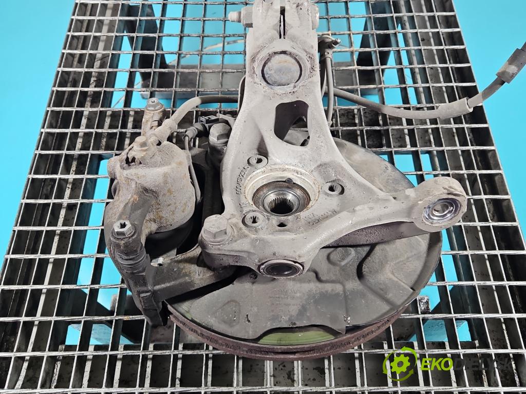 Vw Passat B8 2014 - 1.4 tsi 125 hp manual 92 kW 1395 cm3 4- náboj pravé  (Náboj kola)