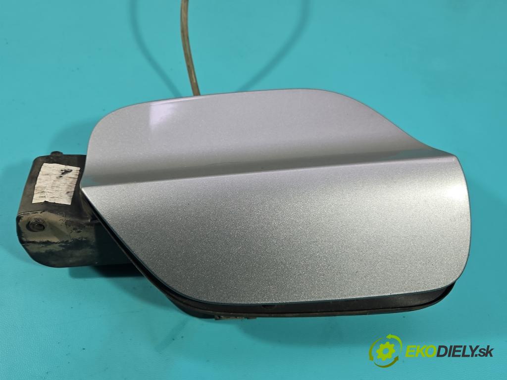 Vw Passat B8 2014 - 1.4 tsi 125 HP manual 92 kW 1395 cm3 4- Klapka nádrže palivo 3G5809857C (Kľučka dverí ostatné)