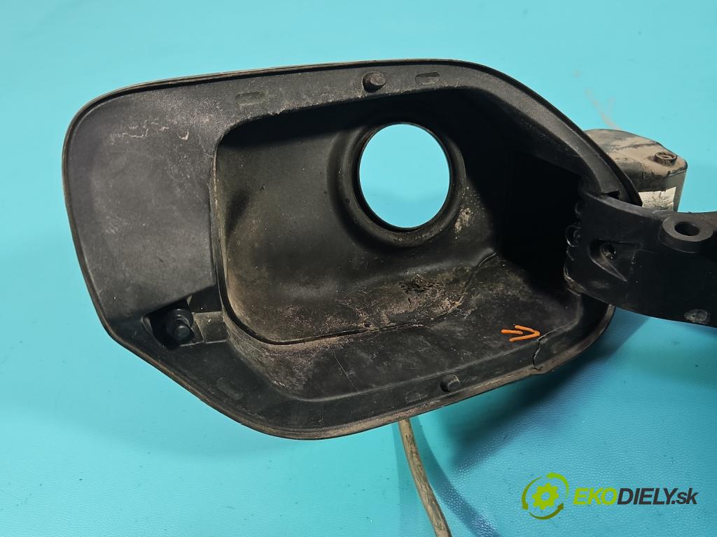 Vw Passat B8 2014 - 1.4 tsi 125 HP manual 92 kW 1395 cm3 4- Klapka nádrže palivo 3G5809857C (Kľučka dverí ostatné)