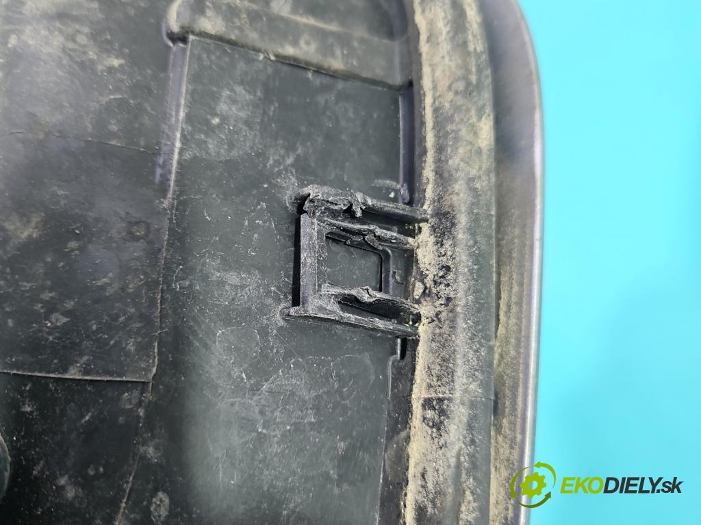 Vw Passat B8 2014 - 1.4 tsi 125 HP manual 92 kW 1395 cm3 4- Klapka nádrže palivo 3G5809857C (Kľučka dverí ostatné)