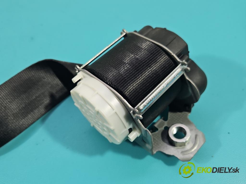 Vw Passat B8 2014 - 1.4 tsi 125 hp manual 92 kW 1395 cm3 4- stěna bezpečnost zadní pravý 34163779C