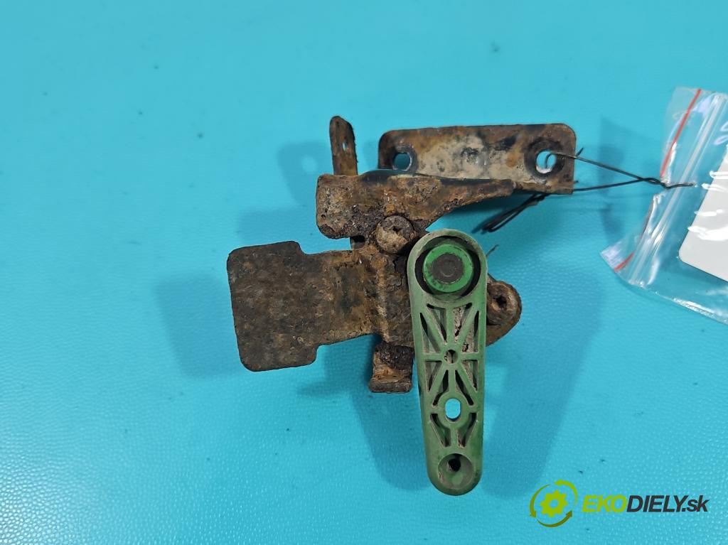 Vw Passat B8 2014 - 1.4 tsi 125 HP manual 92 kW 1395 cm3 4- snímač nastavenia xenon 5Q0907503 (Snímač)