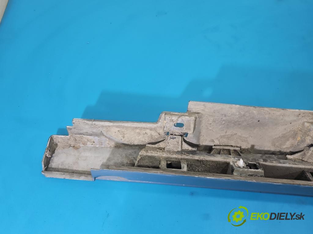 Vw Passat B8 2014 - 1.4 tsi 125 HP manual 92 kW 1395 cm3 4- lišta práh: ľavé  (Lišta prahová)