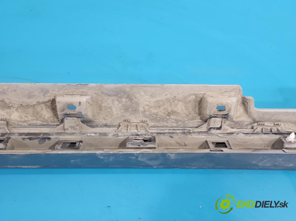 Vw Passat B8 2014 - 1.4 tsi 125 HP manual 92 kW 1395 cm3 4- lišta práh: ľavé  (Lišta prahová)