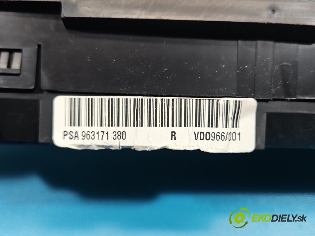 Citroen Xsara Picasso 1.6 8v 88 HP manual 65 kW 1597 cm3 5- prístrojovka/ budíky 9631710380 (Prístrojová doska)