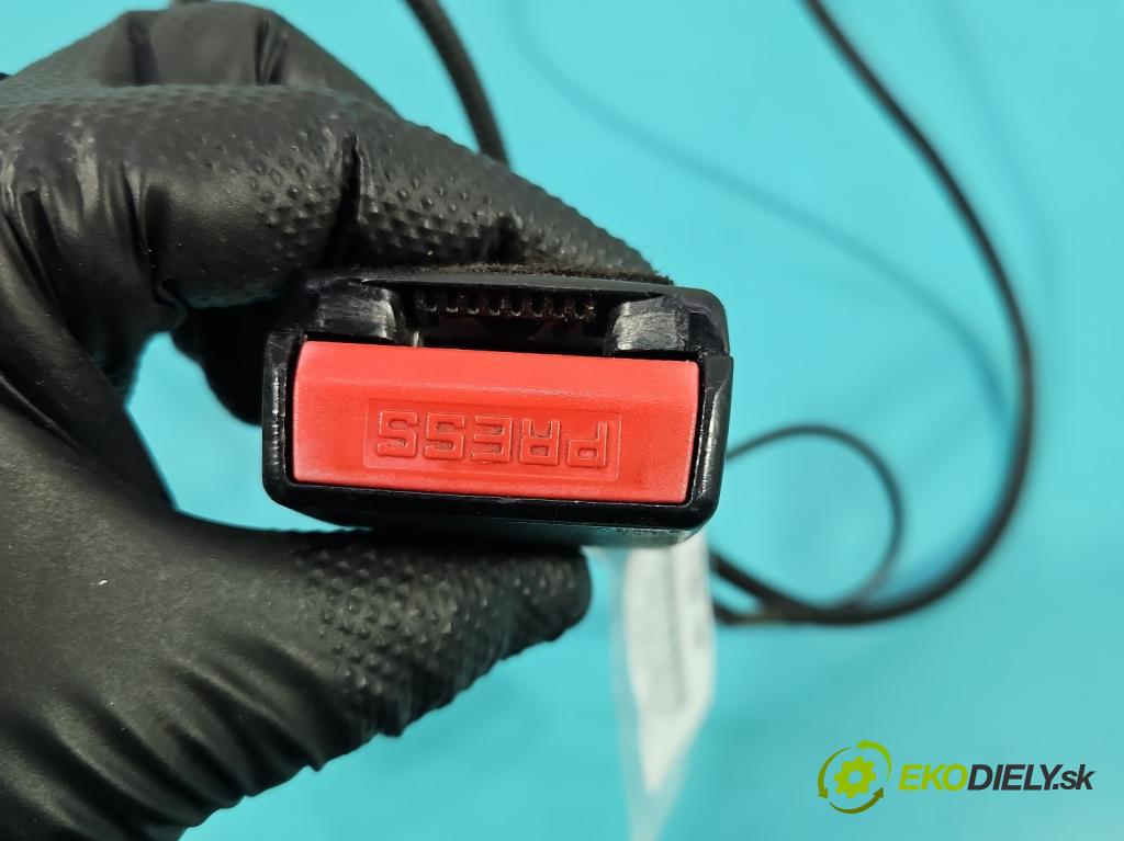 Renault Master III 2010-2024 2.3 DCI 163 HP manual 120 kW 2299 cm3 5- pas bezpečnosť: predné ľavý