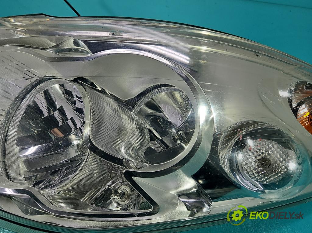 Renault Master III 2010-2024 2.3 DCI 163 HP manual 120 kW 2299 cm3 3- Reflektor: ľavý 260600051R (Kľučka dverí ostatné)