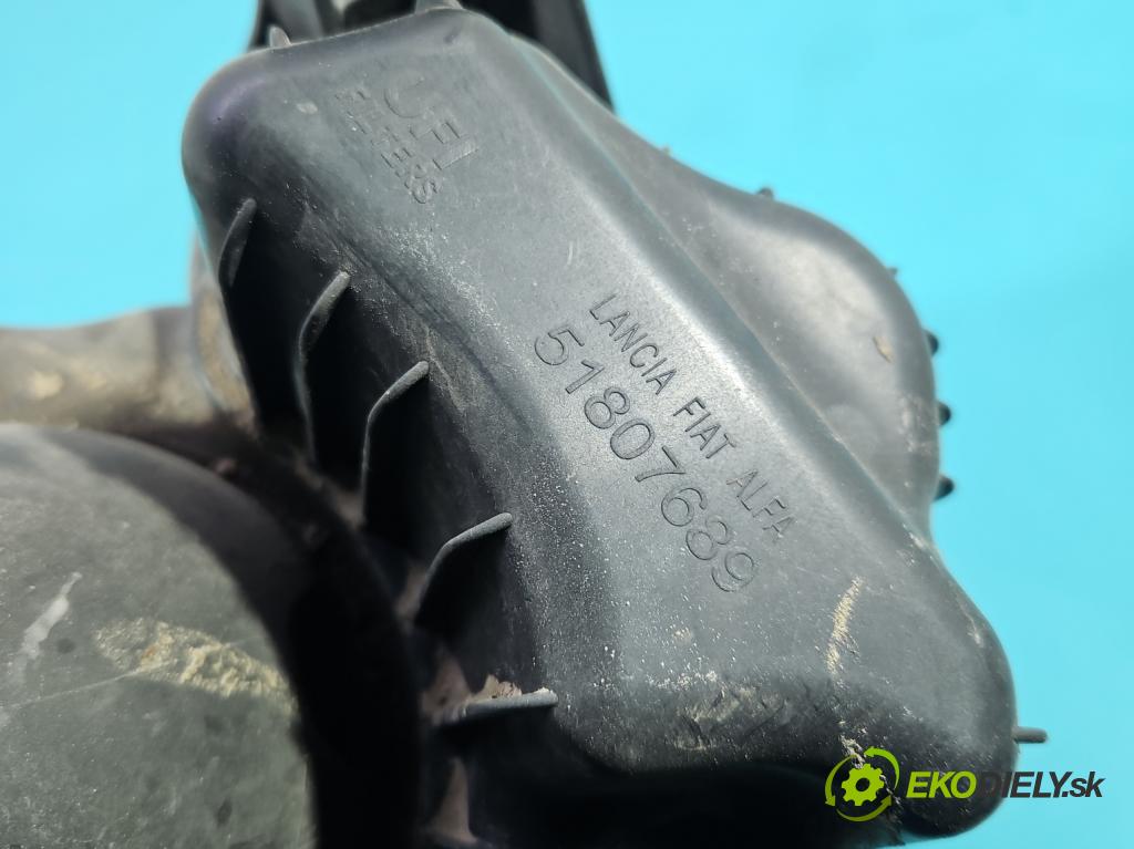 Alfa romeo Giulietta 1.4 T 170 HP manual 125 kW 1368 cm3 5- obal filtra vzduchu 51807689 (Obal vzduchového filtra)