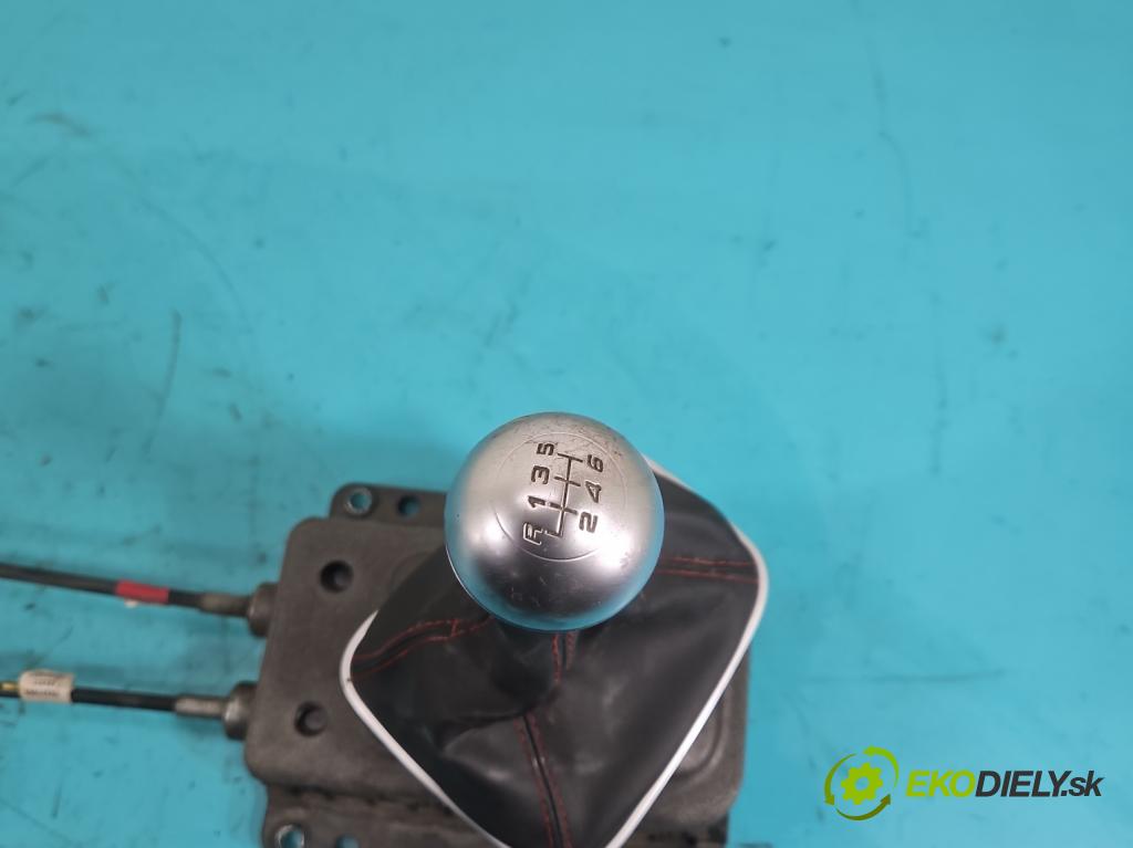 Alfa romeo Giulietta 1.4 T 170 HP manual 125 kW 1368 cm3 5- Páka: Změny: stupeň,rýchlosť 00463138850 (Rýchlostná páka (kulisa))