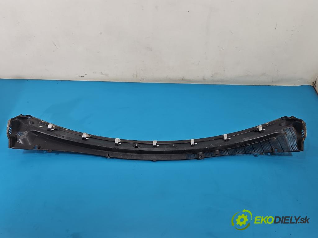 Renault Master III 2010-2024 2.3 DCI 163 HP manual 120 kW 2299 cm3 3- torpédo 668110010R (Torpédo (plast pod čelným sklom))