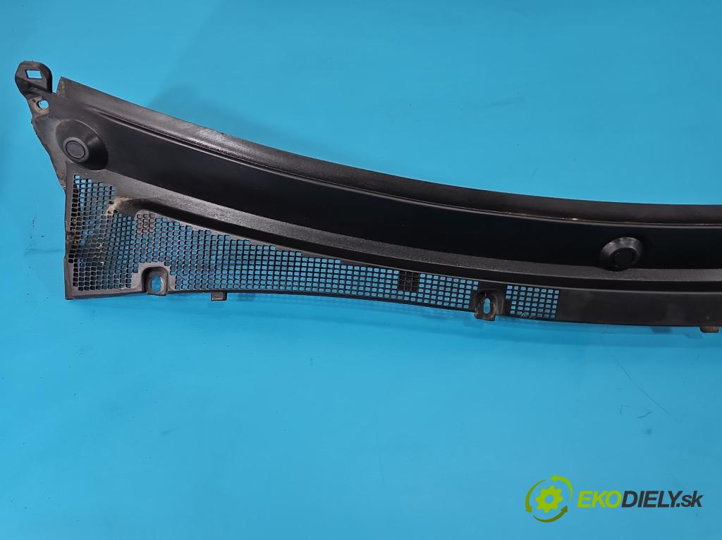 Renault Master III 2010-2024 2.3 DCI 163 HP manual 120 kW 2299 cm3 3- torpédo 668110010R (Torpédo (plast pod čelným sklom))