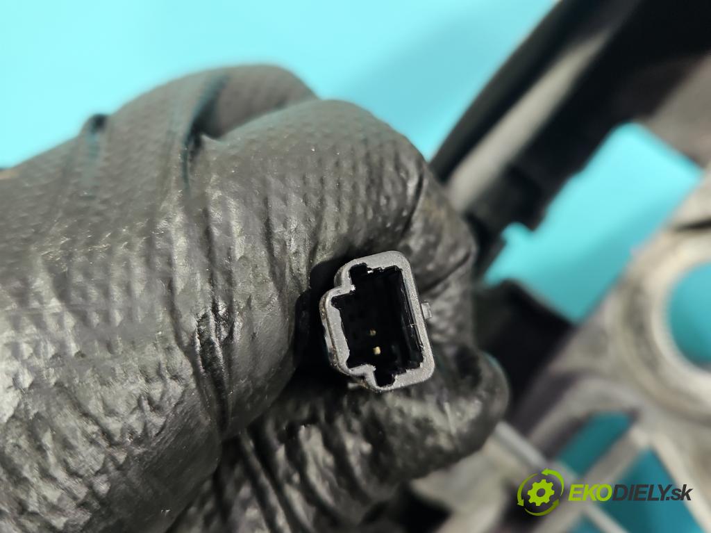 Renault Master III 2010-2024 2.3 DCI 163 hp manual 120 kW 2299 cm3 3- volant  (Volant)