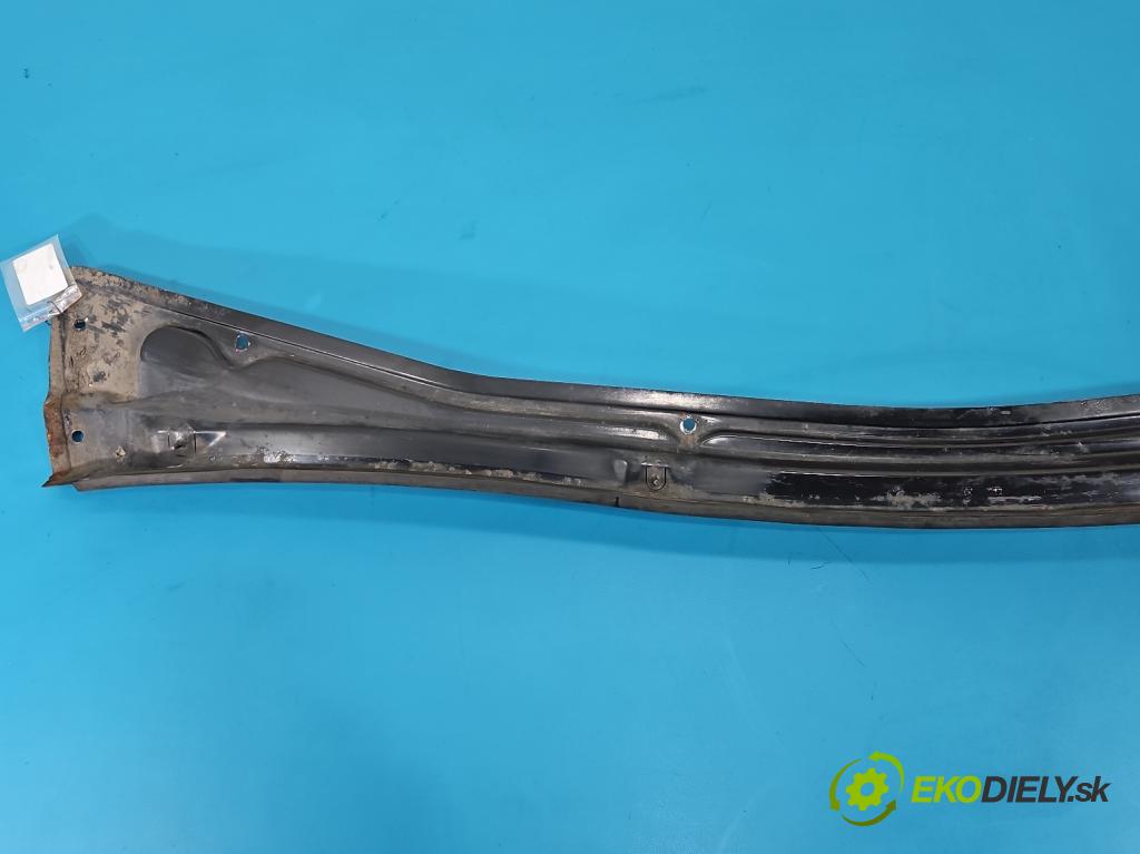 Renault Master III 2010-2024 2.3 DCI 163 HP manual 120 kW 2299 cm3 3- torpédo  (Torpédo (plast pod čelným sklom))