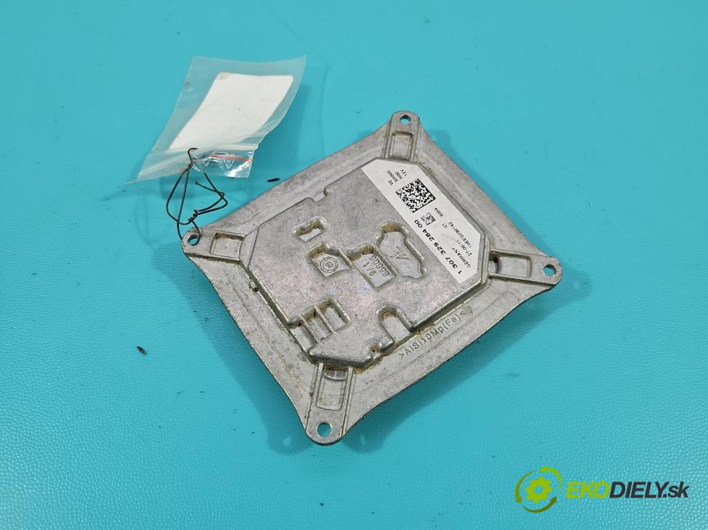 Alfa romeo Giulietta 1.4 T 170 HP manual 125 kW 1368 cm3 5- střídač: xenon 130732928400 (Riadiaca jednotka xenónu)