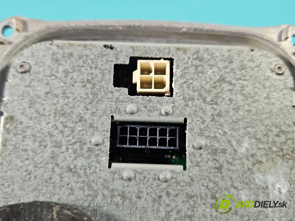 Alfa romeo Giulietta 1.4 T 170 HP manual 125 kW 1368 cm3 5- střídač: xenon 130732928400 (Riadiaca jednotka xenónu)