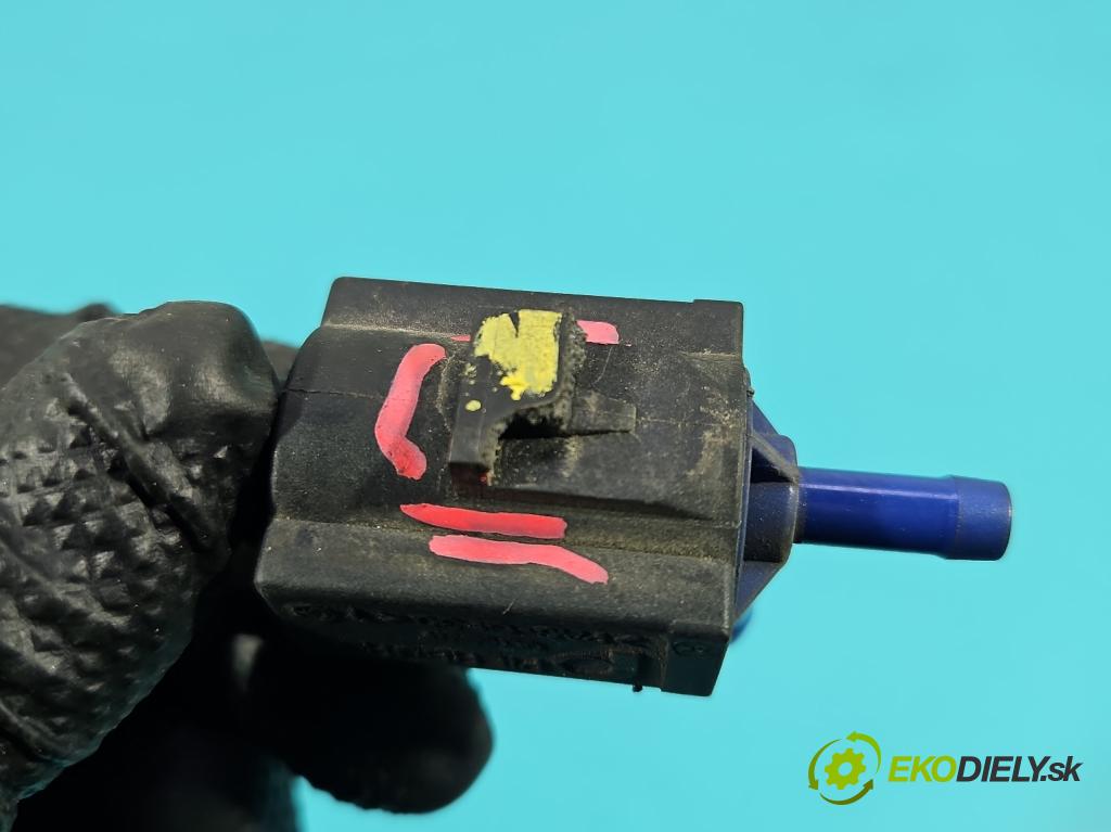 Alfa romeo Giulietta 1.4 T 170 HP manual 125 kW 1368 cm3 5- ventil podtlaku 55212397 (Ventil)