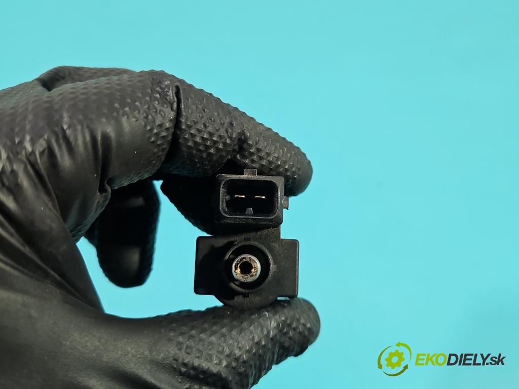 Alfa romeo Giulietta 1.4 T 170 HP manual 125 kW 1368 cm3 5- ventil podtlaku 55212397 (Ventil)