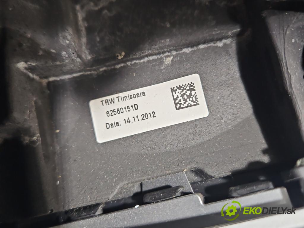 Bmw 3 F30 2011-2018 2.0d 184 hp manual 135 kW 1995 cm3 5- volant  (Volant)