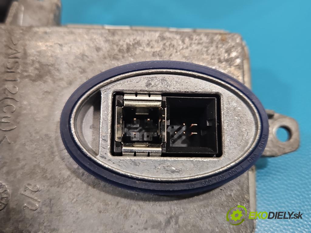 Bmw 3 F30 2011-2018 2.0d 184hp manual 135 kW 1995 cm3 5- střídač: xenon 7296090 (Riadiaca jednotka xenónu)