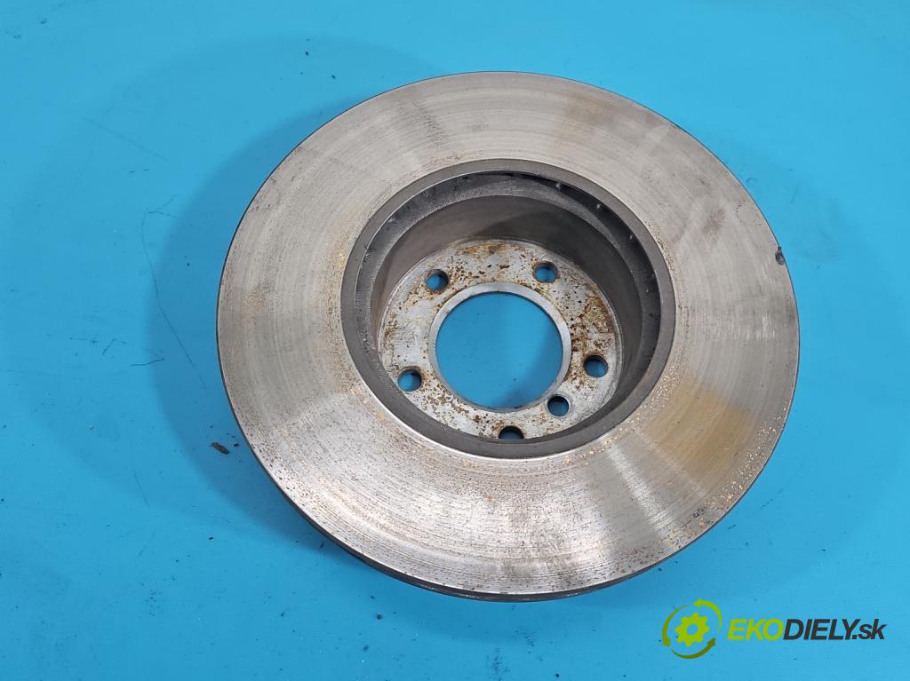 Bmw 3 F30 2011-2018 2.0d 184 hp manual 135 kW 1995 cm3 5- Štíty: posilovač přední