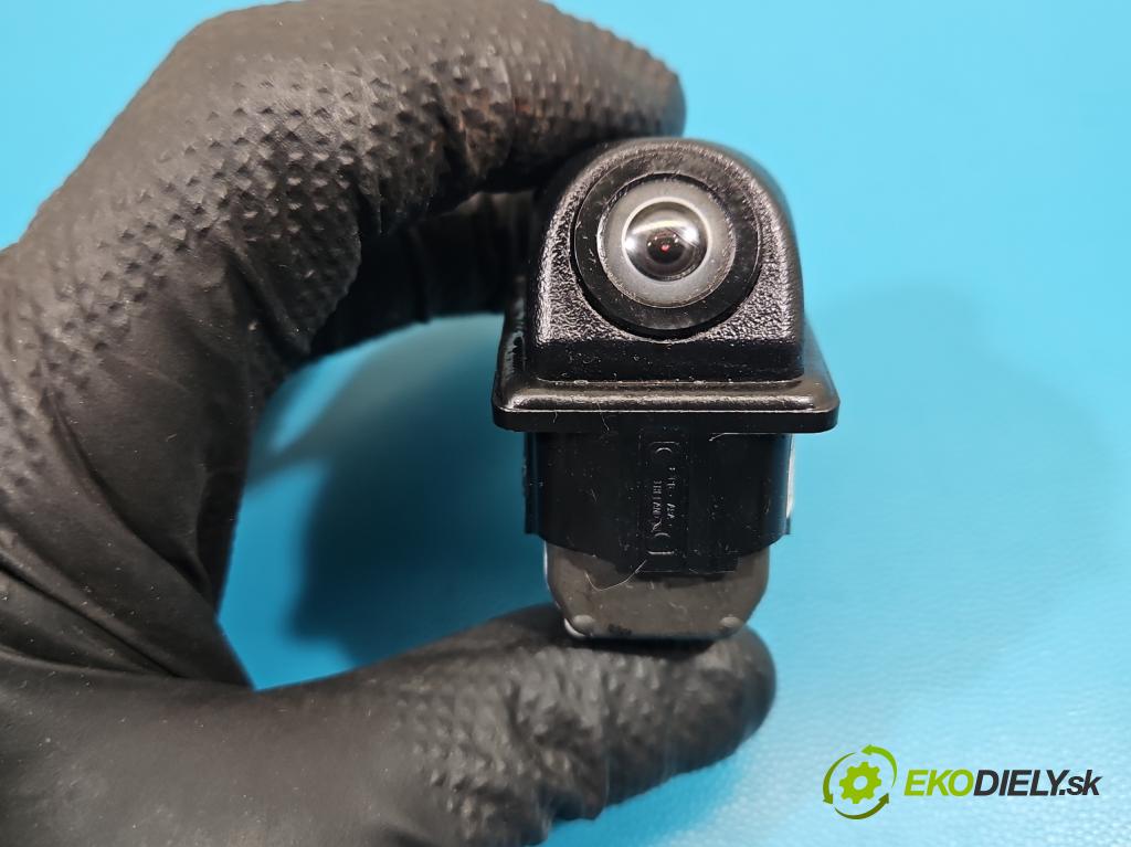 Bmw 3 F30 2011-2018 2.0d 184hp manual 135 kW 1995 cm3 5- Kamera cúvania 9240351-01