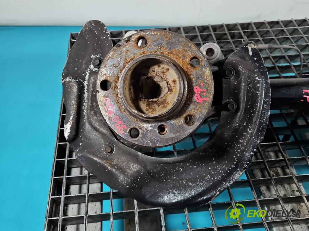 Bmw 3 F30 2011-2018 2.0d 184 hp manual 135 kW 1995 cm3 5- náboj pravé  (Náboj kola)