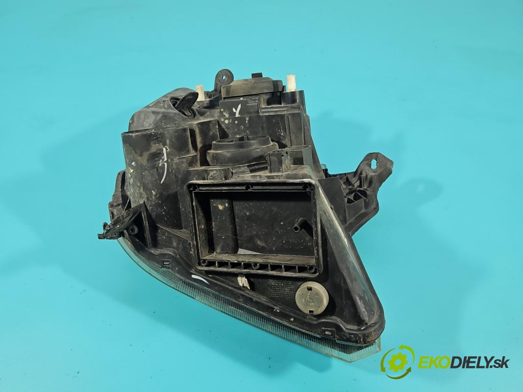 Opel Meriva A 2002-2010 1.6 16v 101 HP manual 74 kW 1598 cm3 5- Reflektor: ľavý 93321052 (Kľučka dverí ostatné)