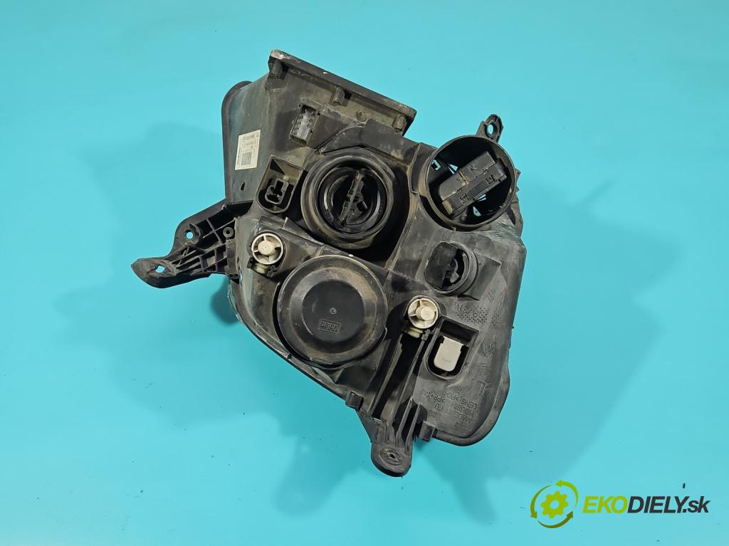 Opel Meriva A 2002-2010 1.6 16v 101 HP manual 74 kW 1598 cm3 5- Reflektor: ľavý 93321052 (Kľučka dverí ostatné)