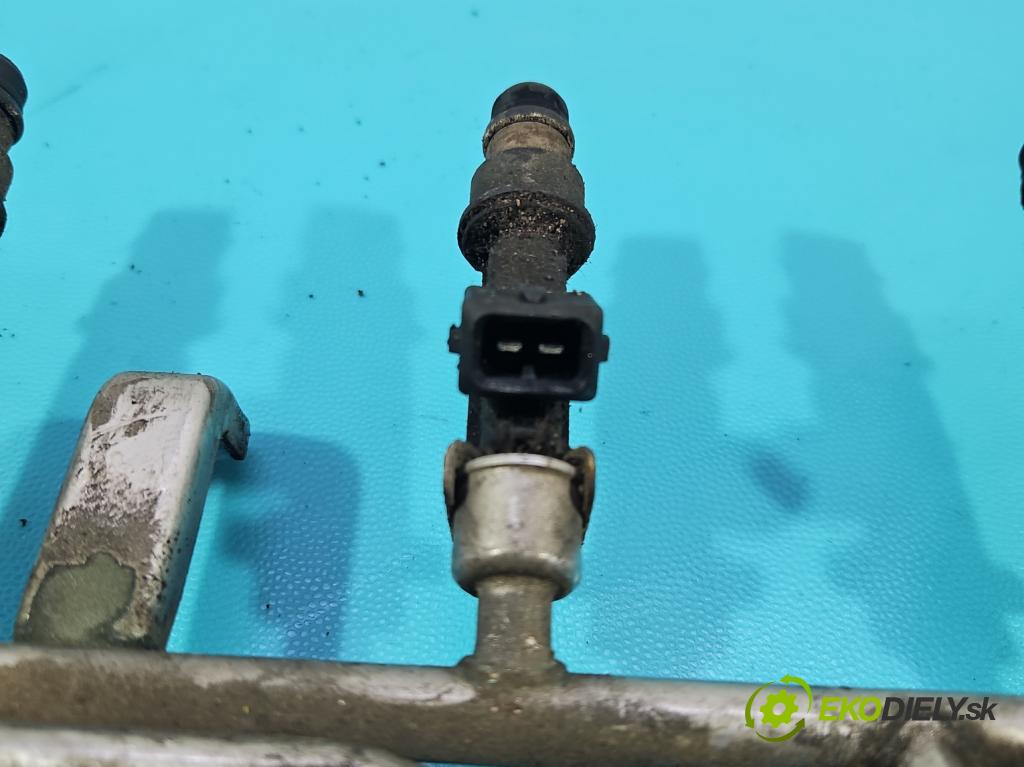 Opel Meriva A 2002-2010 1.6 16v 101 HP manual 74 kW 1598 cm3 5- vstrek 25313846 (Vstrekovač paliva)