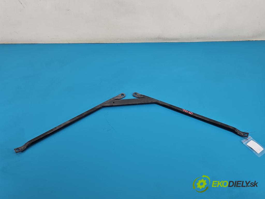 Bmw 3 F30 2011-2018 2.0d 184 hp manual 135 kW 1995 cm3 5- podpéra 