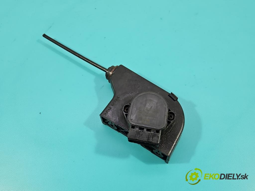 Renault Scenic I 1996-2003 1.6 16V 107 HP manual 79 kW 1598 cm3 5- pedal plyn: potenciometr: 7700431918