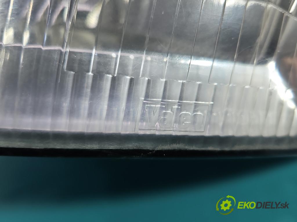 Land rover Freelander I 1998-2006 1.8 16v 120 hp manual 88 kW 1796 cm3 3- světlo levý  (Klika dveří ostatní)