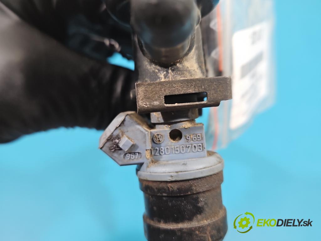 Land rover Freelander I 1998-2006 1.8 16v 120 HP manual 88 kW 1796 cm3 3- vstrek 0280150703 (Vstrekovač paliva)