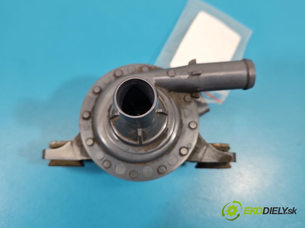 Toyota Rav4 V 2018- 2.5 hybrid 178KM automatic 131 kW 2487 cm3 5- čerpadlo oběh: vody G9040-42010