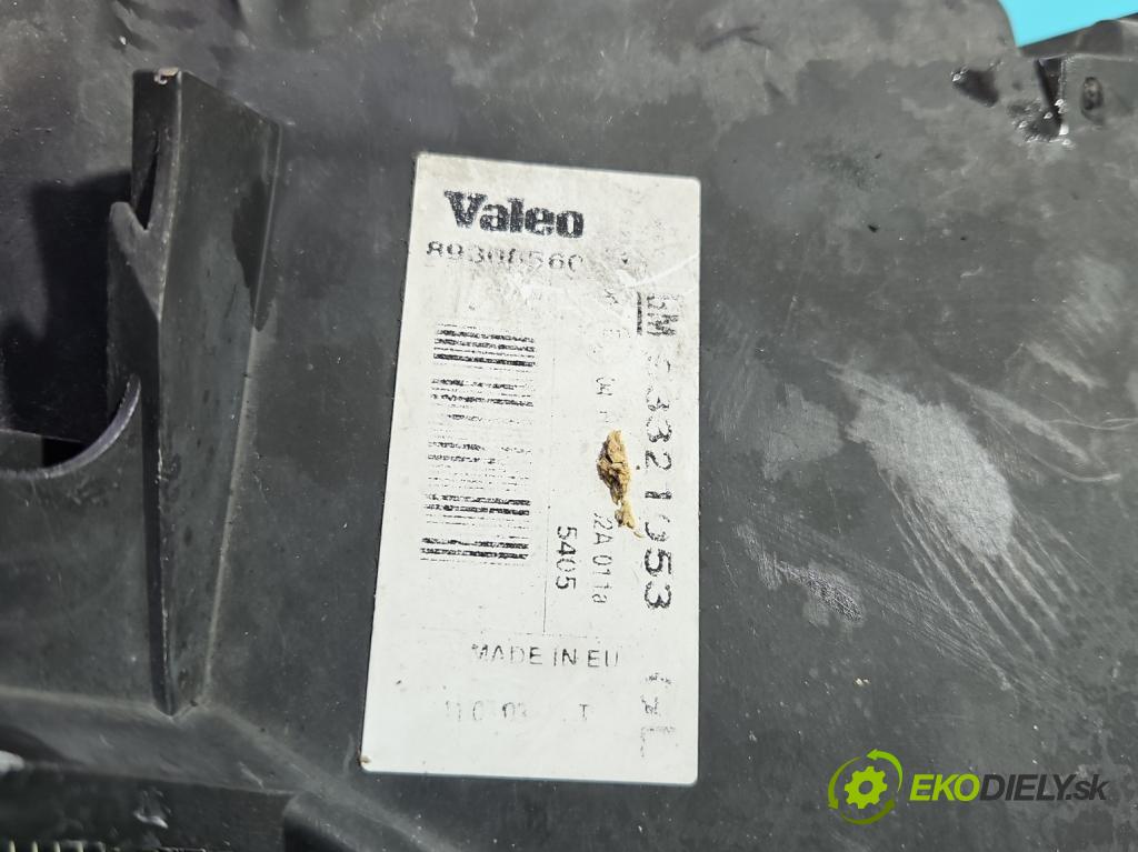 Opel Meriva A 2002-2010 1.7 dti 75 HP manual 55 kW 1686 cm3 5- Reflektor: pravý  (Svetlo predné pravé)