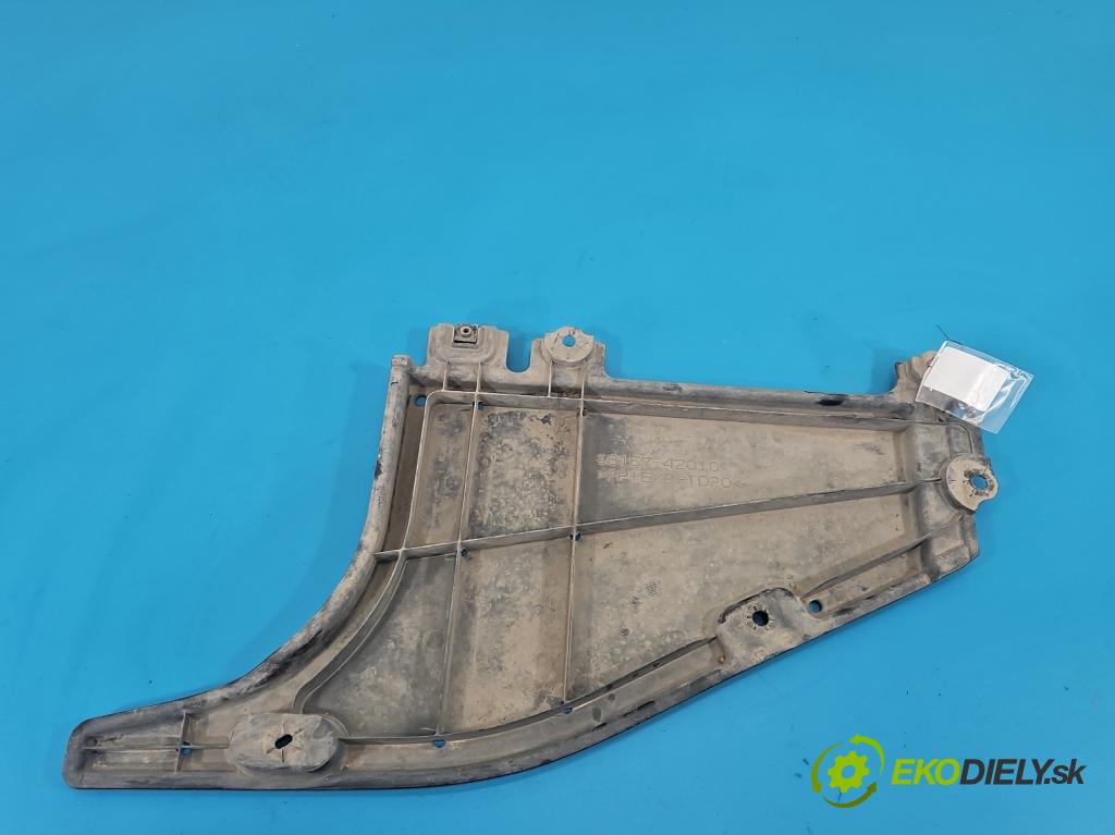 Toyota Rav4 V 2018- 2.5 hybrid 178KM automatic 131 kW 2487 cm3 5- kryt plastová 58167-42010